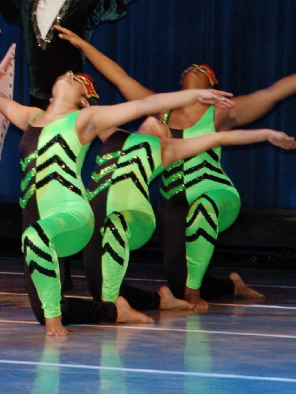 💚✨ Electrify the Stage – Bright Green & Black Sparkle Performance Unitard ✨🖤